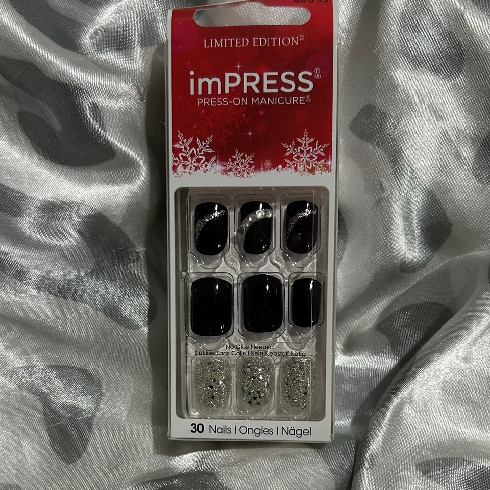 ***VERY RARE 2019 imPRESS Limited Edition Black and Silver Manicure Set***